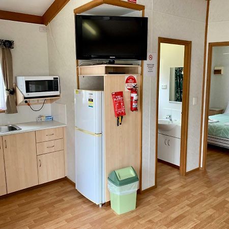 Tatura Cabin & Caravan Park Eksteriør billede