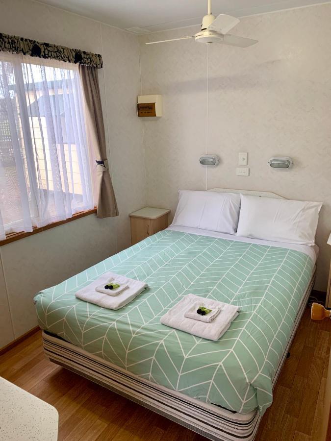 Tatura Cabin & Caravan Park Eksteriør billede